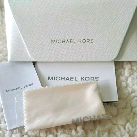 NWT Michael Kors Sydney Aviator Sunglasses - Picture 13 of 13